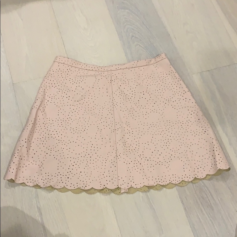 Pink faux leather skirt with scalloped edge